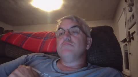 Snapshot of jecko71 chatting on 10-13-25, 01:49 dadbody71 online show from 10-13-25, 01:49