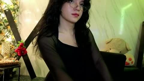 Snapshot of jeimy_garcia chatting on 05-16-26, 01:24 Jeimy Garca online show from 05-16-26, 01:24