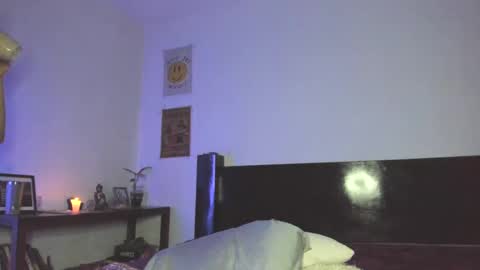 Greys online show from 02-08-25, 01:22