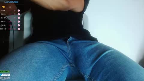 Snapshot of jeisongk chatting on 02-15-25, 07:06 Jason online show from 02-15-25, 07:06