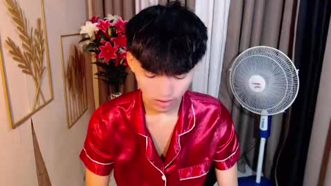 Snapshot of jemart_urnaughtboy chatting on 07-18-26, 12:42 jemart_urnaughtboy online show from 07-18-26, 12:42