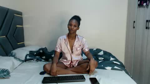 Snapshot of jemimaaam chatting on 06-06-26, 05:01 Jemmi online show from 06-06-26, 05:01