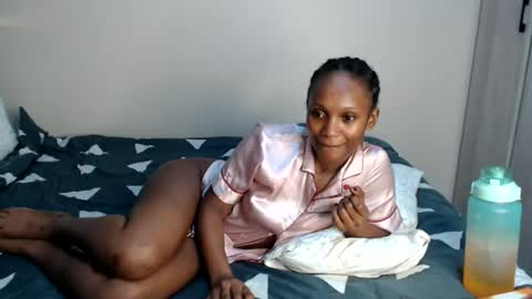Snapshot of jemimaaam chatting on 07-25-26, 12:09 Jemmi online show from 07-25-26, 12:09