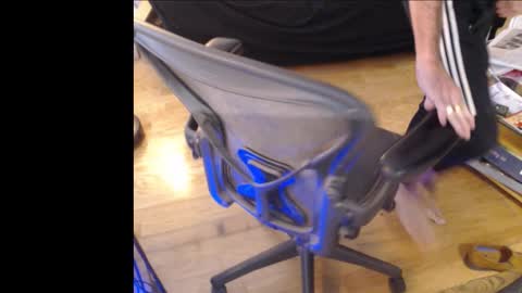 PegMePlease online show from 12-17-25, 04:35