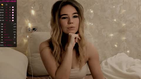 EvaSileZ online show from 11-08-25, 02:28