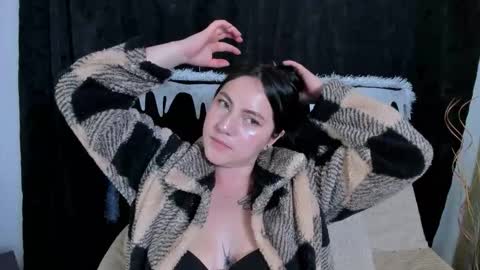 jeniferpowell_nm online show from 12-17-25, 07:20