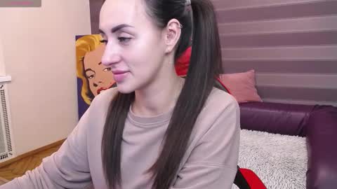 Kira online show from 11-25-25, 08:47