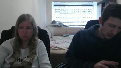 JenisAndPeter online show from 03-10-25, 06:59