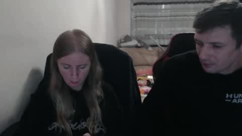 JenisAndPeter online show from 10-08-25, 07:00