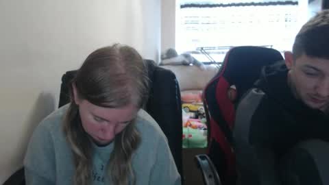 JenisAndPeter online show from 10-15-25, 07:08