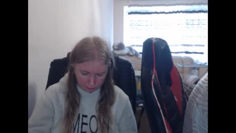 JenisAndPeter online show from 03-12-26, 07:25