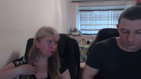 Snapshot of jenisandpeter chatting on 05-27-26, 05:21 JenisAndPeter online show from 05-27-26, 05:21