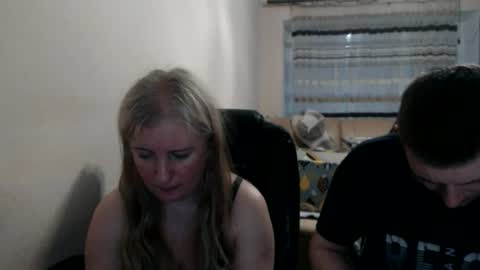 Snapshot of jenisandpeter chatting on 06-17-26, 05:58 JenisAndPeter online show from 06-17-26, 05:58