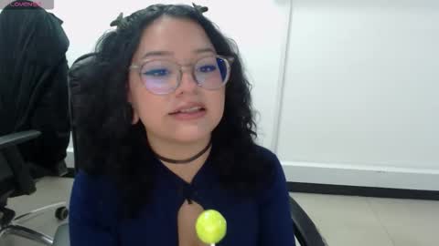 jenn online show from 10-07-25, 08:39