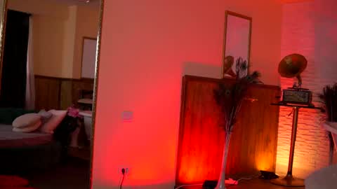 Snapshot of jenna_day chatting on 02-16-25, 06:32 jenna_day online show from 02-16-25, 06:32