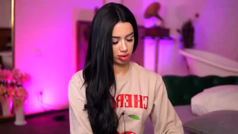 Snapshot of jenna_day chatting on 03-07-25, 06:13 jenna_day online show from 03-07-25, 06:13