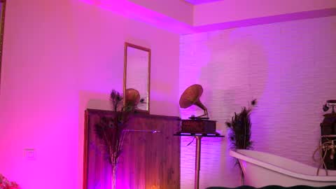 Snapshot of jenna_day chatting on 03-08-25, 04:12 jenna_day online show from 03-08-25, 04:12