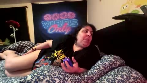  Dragon Queen. Be my Dragon --  and  online show from 10-08-25, 10:07