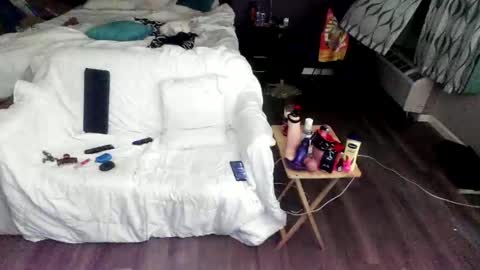 Jenna Cross online show from 01-08-26, 11:40