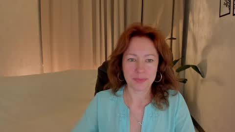 Snapshot of jennali1 chatting on 05-14-26, 04:08 Jenna online show from 05-14-26, 04:08