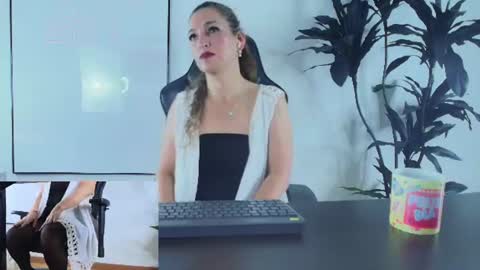  Call Me Jenna  online show from 08-02-26, 03:27