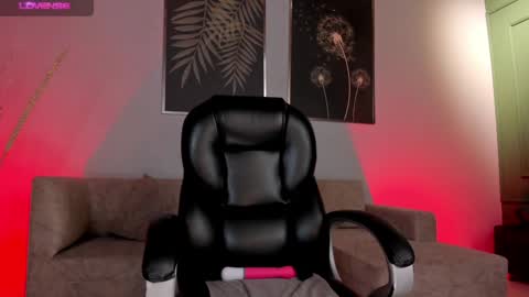 Jenna Olson  online show from 02-04-25, 12:40