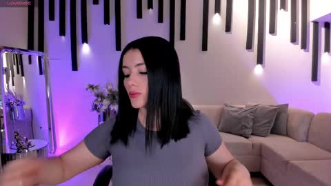 Jenna Olson  online show from 02-19-25, 06:54