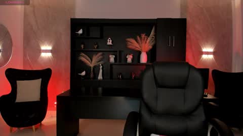 Jenna Olson  online show from 09-28-25, 03:39