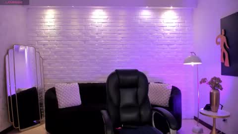 Snapshot of jennaolson chatting on 02-03-26, 06:24 Jenna Olson online show from 02-03-26, 06:24