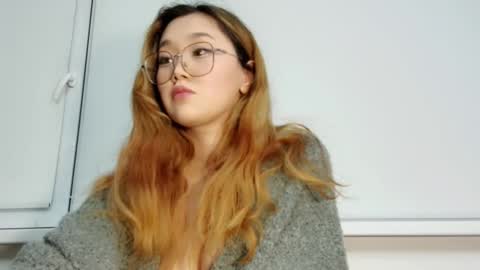 Snapshot of jennatyan chatting on 11-20-25, 11:10 JENNA online show from 11-20-25, 11:10