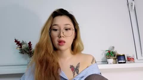 Snapshot of jennatyan chatting on 12-02-25, 11:37 JENNA online show from 12-02-25, 11:37