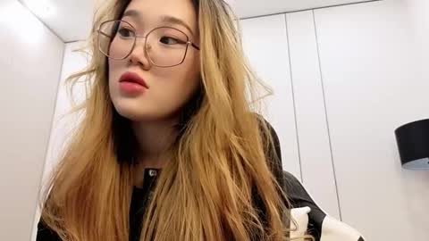 JENNA online show from 02-04-26, 03:18