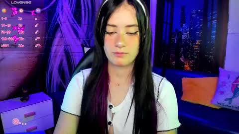 Snapshot of jenni_arango chatting on 12-13-24, 04:11 Jenny online show from 12-13-24, 04:11