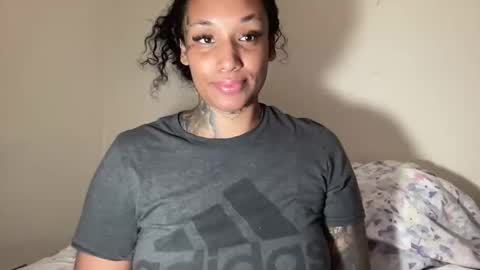 Snapshot of jenni_cash chatting on 02-06-26, 07:56 Mistress Jenni online show from 02-06-26, 07:56