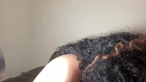 Snapshot of jenni_cash chatting on 02-26-26, 08:35 Mistress Jenni online show from 02-26-26, 08:35