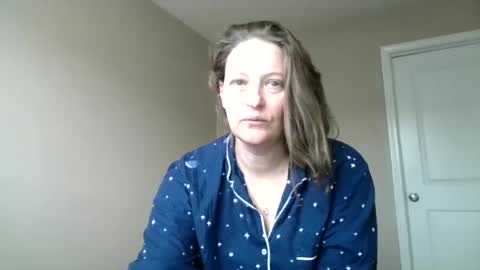 Jennibean6996 online show from 01-18-25, 02:55