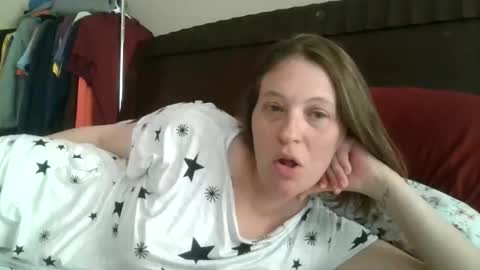 Jennibean6996 online show from 04-18-26, 01:15