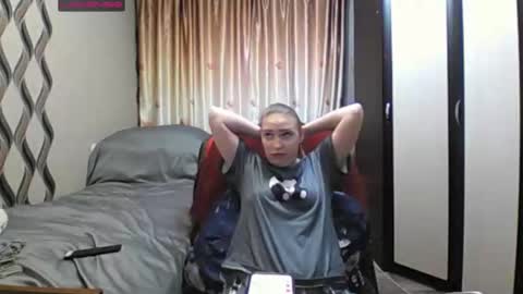 Snapshot of jennideep chatting on 02-17-26, 11:50 JenniDeep online show from 02-17-26, 11:50