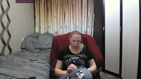 Snapshot of jennideep chatting on 02-27-26, 10:32 JenniDeep online show from 02-27-26, 10:32