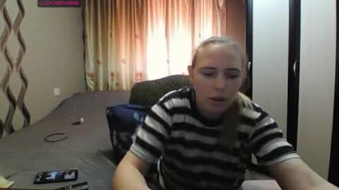 JenniDeep online show from 04-12-26, 11:37