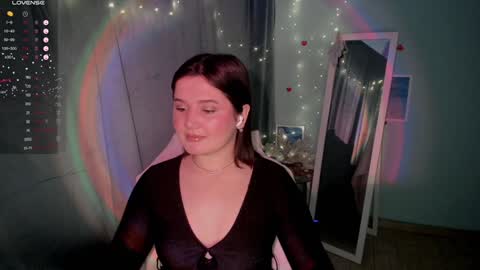 Snapshot of jennie_berry chatting on 01-04-25, 11:27 Jennie online show from 01-04-25, 11:27