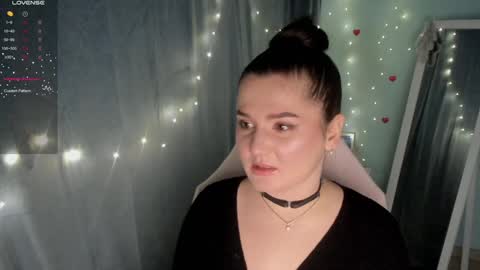 Snapshot of jennie_berry chatting on 01-08-25, 10:27 Jennie online show from 01-08-25, 10:27