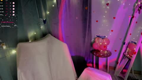 Snapshot of jennie_berry chatting on 02-22-25, 01:00 Jennie online show from 02-22-25, 01:00