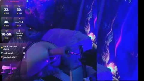 Jennie bttmcd online show from 02-25-26, 09:02