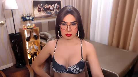 Snapshot of jenniegarcia chatting on 04-26-26, 04:48 jenniegarcia online show from 04-26-26, 04:48