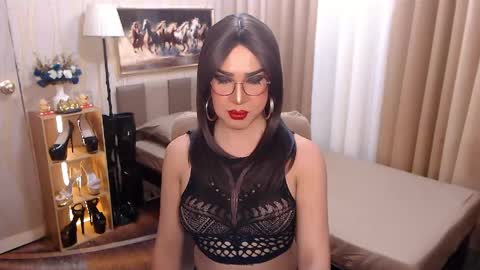 Snapshot of jenniegarcia chatting on 05-19-26, 01:06 jenniegarcia online show from 05-19-26, 01:06