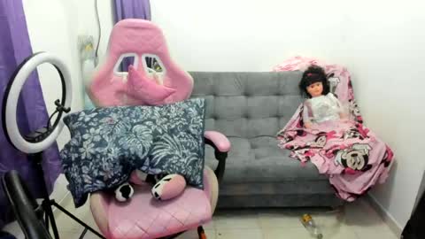 jennifer_bodyy0404 online show from 07-19-26, 02:04