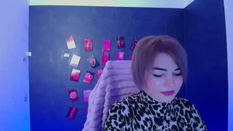 Jennifer online show from 02-03-26, 06:51