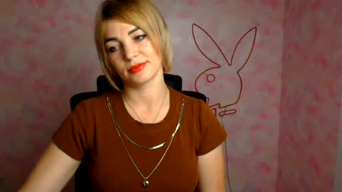 Snapshot of jennifer_cuttie chatting on 07-24-26, 06:00 Jennifer online show from 07-24-26, 06:00