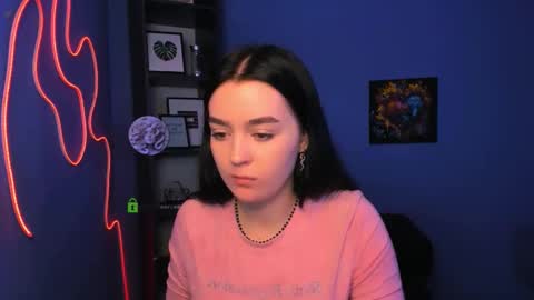 jennifer_sheil online show from 03-23-26, 08:13